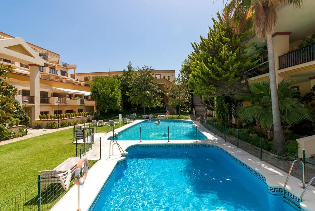 Oleholidays Romana Playa 223 Primera Linea Playa Apartment Marbella Exterior foto