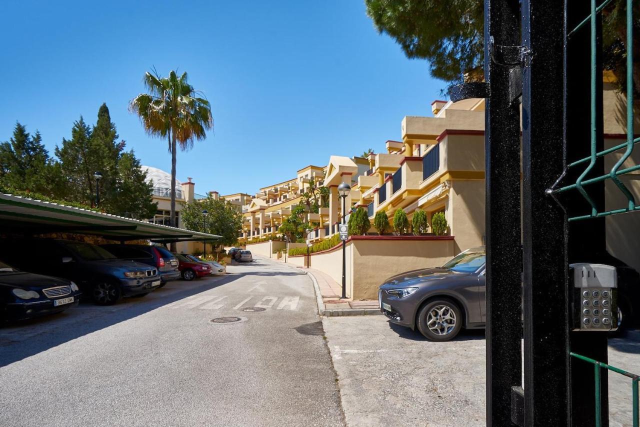 Oleholidays Romana Playa 223 Primera Linea Playa Apartment Marbella Exterior foto