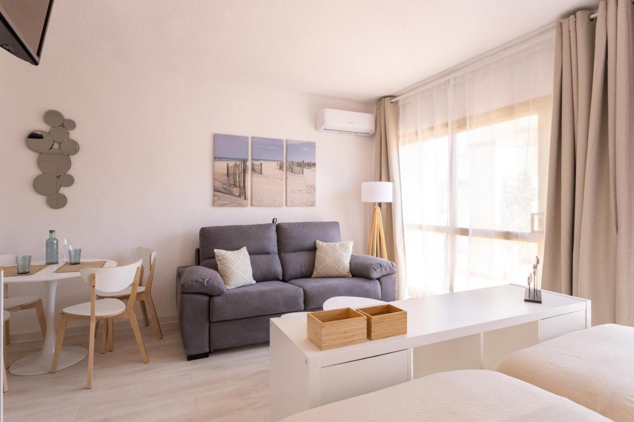 Oleholidays Romana Playa 223 Primera Linea Playa Apartment Marbella Exterior foto